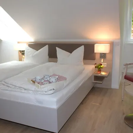 Der Eichenhof 招待所 4*