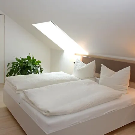 Der Eichenhof Gæstehus Hellwege