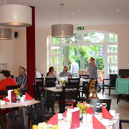 Gæstehus Der Eichenhof 4*